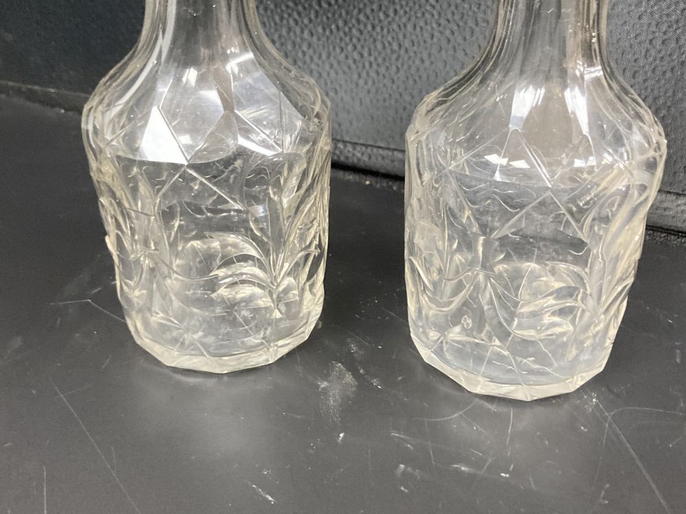 A pair of Dutch cut glass cruet bottles, late 18th century, 21.5cm